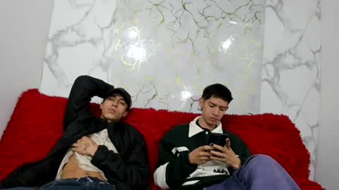 Snapshot of nice_boys11 chatting on June 15, 2026, 1:24 pm nice_boys11 online show from June 15, 2026, 1:24 pm