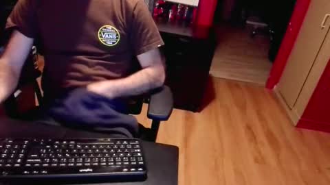 nicecck24 online show from April 15, 2026, 2:29 am