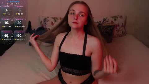 Snapshot of nicecouple7 chatting on February 26, 2025, 8:33 pm Jek and Ameli online show from February 26, 2025, 8:33 pm