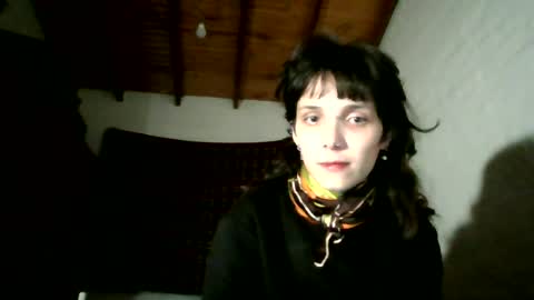 Snapshot of nicecouple9399 chatting on June 20, 2026, 9:34 am nicecouple9399 online show from June 20, 2026, 9:34 am