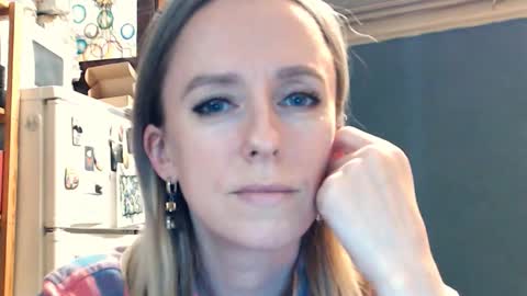 Kathrine online show from November 18, 2025, 8:57 pm