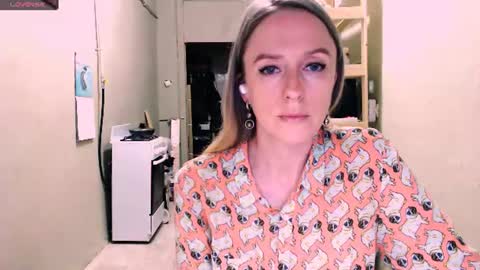 Snapshot of nicekat chatting on July 28, 2026, 7:39 pm Kathrine online show from July 28, 2026, 7:39 pm