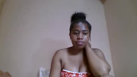 Snapshot of nicelly01 chatting on May 6, 2026, 7:41 pm nicelly01 online show from May 6, 2026, 7:41 pm