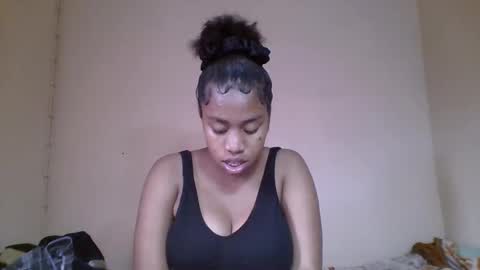 Snapshot of nicelly01 chatting on May 30, 2026, 8:00 am nicelly01 online show from May 30, 2026, 8:00 am