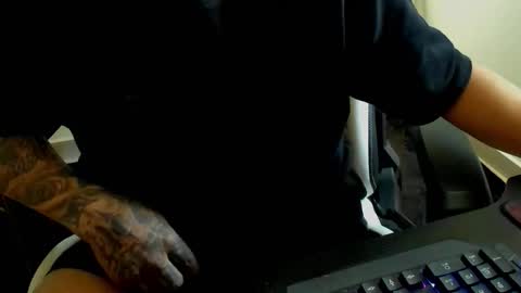 Camila And Steeven online show from October 5, 2025, 1:20 pm