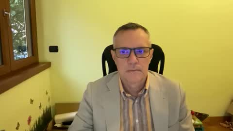 Snapshot of niceshy_71 chatting on October 17, 2025, 4:20 pm Andrew online show from October 17, 2025, 4:20 pm