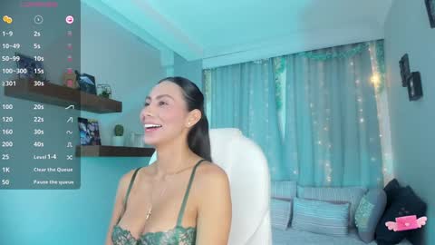 Nichole online show from January 29, 2025, 2:53 pm