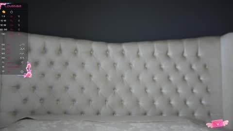 Nichole online show from February 28, 2025, 11:25 am