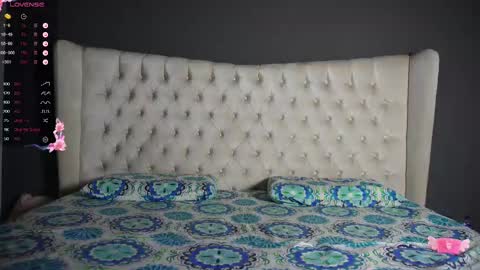 Nichole online show from March 11, 2025, 10:40 am