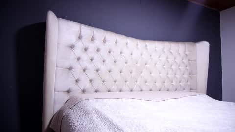 Nichole online show from October 16, 2025, 11:22 am