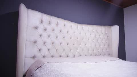 Nichole online show from October 17, 2025, 11:35 am