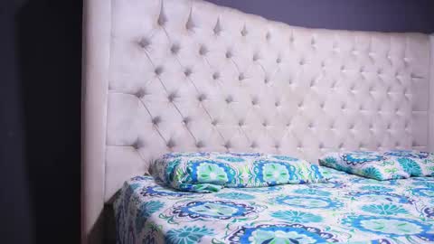 Nichole online show from November 8, 2025, 10:48 am