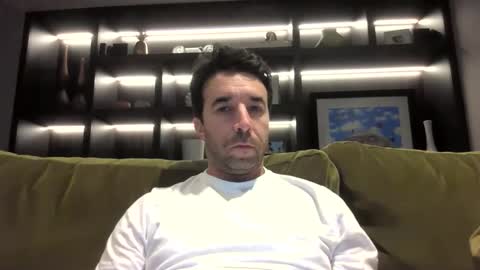Snapshot of niciboi chatting on January 10, 2026, 11:31 pm James online show from January 10, 2026, 11:31 pm