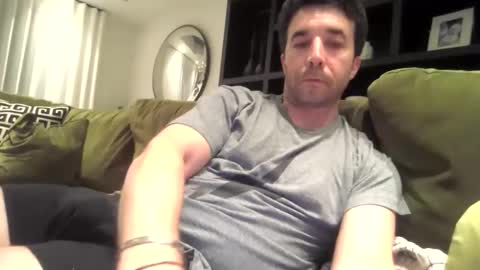 Snapshot of niciboi chatting on May 2, 2026, 10:15 pm James online show from May 2, 2026, 10:15 pm