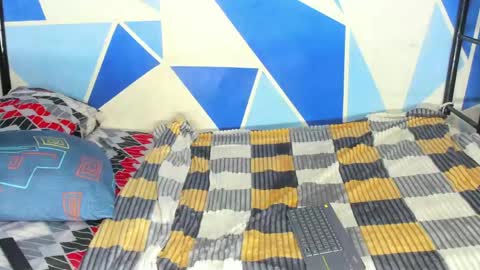 Nick online show from April 12, 2026, 11:43 pm