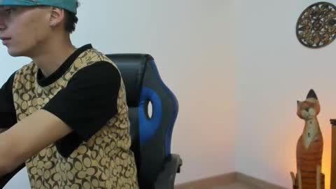 nick_nizzer online show from October 26, 2025, 1:50 pm