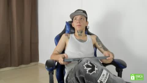 nick_tattooedguy online show from June 19, 2026, 7:28 pm