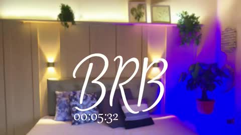 Your baby Nicol  online show from October 6, 2025, 12:57 pm