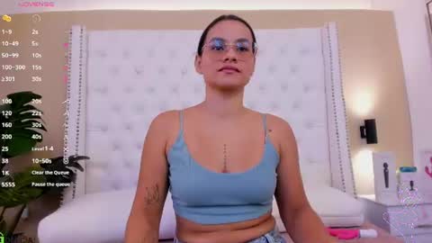 Snapshot of nickky_thompson chatting on June 15, 2026, 2:08 pm nickky online show from June 15, 2026, 2:08 pm