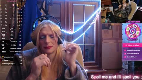 Snapshot of nicktu52 chatting on December 24, 2024, 6:55 am nicktuuk online show from December 24, 2024, 6:55 am