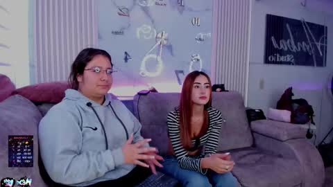 nicky_as online show from January 8, 2026, 9:28 pm