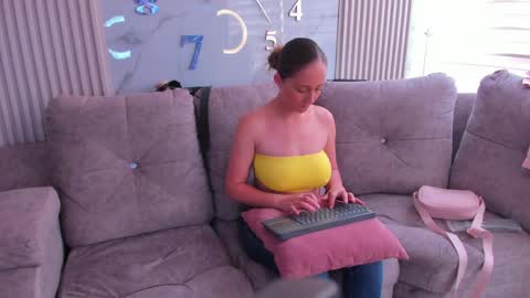 nicky_as online show from March 30, 2026, 3:02 pm