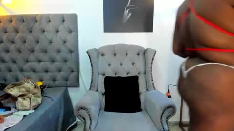 Nicky Brown online show from September 17, 2025, 7:04 pm