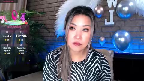 Snapshot of nicky_owl chatting on February 10, 2026, 4:00 pm Today is my 41st birthday And in 2 hours Im waiting for you on the stream Stock up on tokens and a good mood Nicky online show from February 10, 2026, 4:00 pm