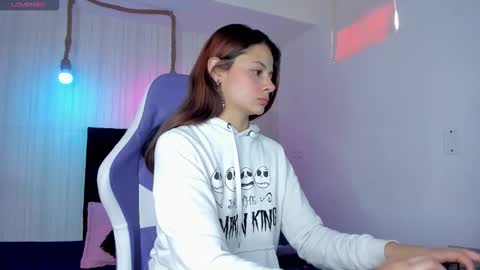 nicky_pop online show from September 16, 2025, 6:53 pm