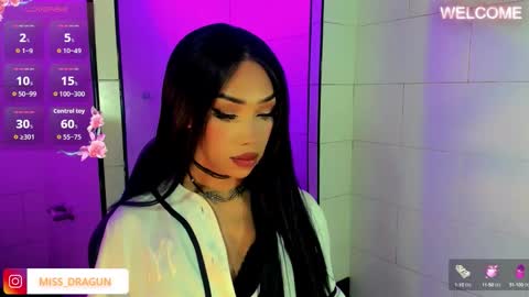 Nicky online show from October 9, 2025, 4:32 am