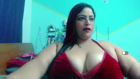 nickyribeiro online show from September 22, 2025, 6:04 am