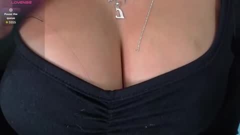 Nicolle online show from January 14, 2026, 1:33 am