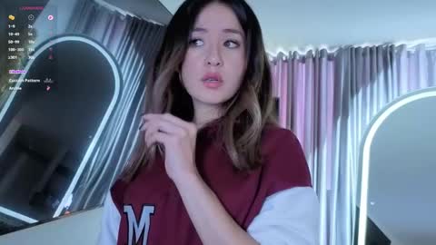 Nicky online show from September 19, 2025, 6:19 pm