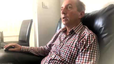 Nico online show from November 6, 2025, 10:16 am