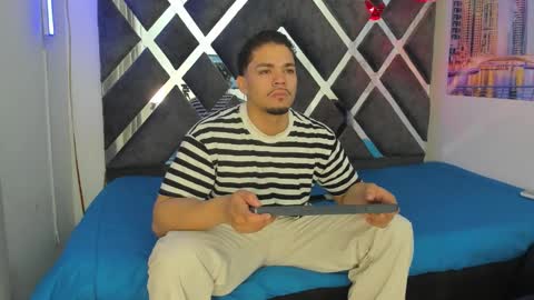 nico_blaze7 online show from November 18, 2025, 12:31 pm