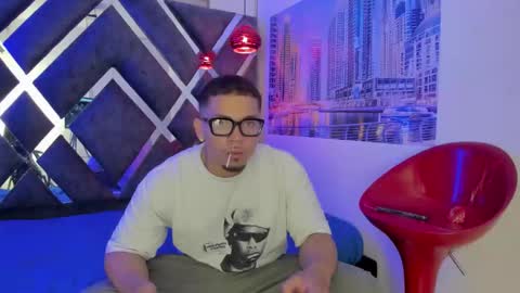 nico_blaze7 online show from February 3, 2026, 7:52 pm