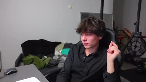 NICO DOMINO online show from January 6, 2026, 1:26 pm