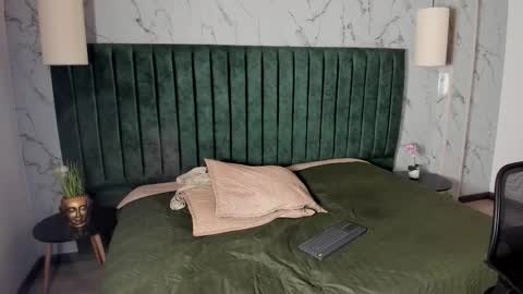 Nico  online show from December 19, 2025, 10:17 pm