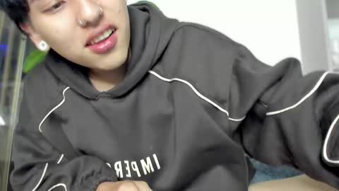 Nico  online show from February 26, 2025, 7:42 am