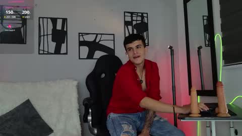 Snapshot of nico_pelusa chatting on February 19, 2026, 10:28 pm Nico online show from February 19, 2026, 10:28 pm