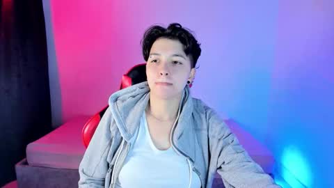 NICO online show from October 28, 2025, 2:04 am