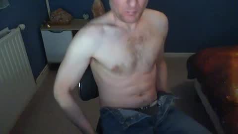 Snapshot of nicodu73 chatting on February 9, 2025, 7:52 pm nicodu73 online show from February 9, 2025, 7:52 pm