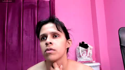 Snapshot of nicohillx chatting on July 10, 2026, 8:33 pm nicohillx online show from July 10, 2026, 8:33 pm