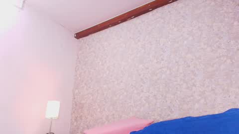 Nicol online show from September 17, 2025, 7:15 pm