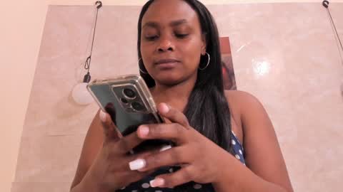 Snapshot of nicol_villa_ chatting on January 21, 2025, 12:29 pm Nicol Villa online show from January 21, 2025, 12:29 pm