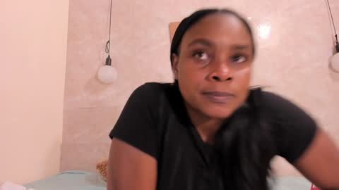 Snapshot of nicol_villa_ chatting on January 25, 2025, 12:05 pm Nicol Villa online show from January 25, 2025, 12:05 pm