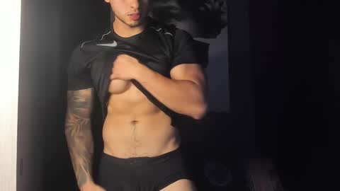 Andres online show from September 21, 2025, 10:33 pm