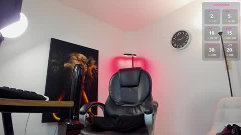 Nicolas Fellener online show from November 16, 2025, 4:07 am