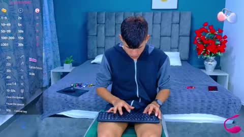 Snapshot of nicolastorres__ chatting on October 22, 2025, 7:19 am nicolastorres__ online show from October 22, 2025, 7:19 am