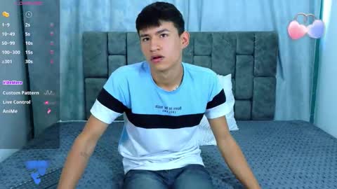 nicolastorres__ online show from February 26, 2026, 8:19 pm